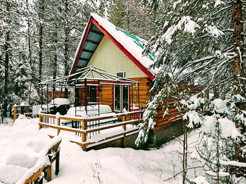 3- Poirier log cabin! - Image 1