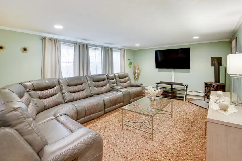 Great for Families: Waterville Retreat w/ Yard! - Image 1