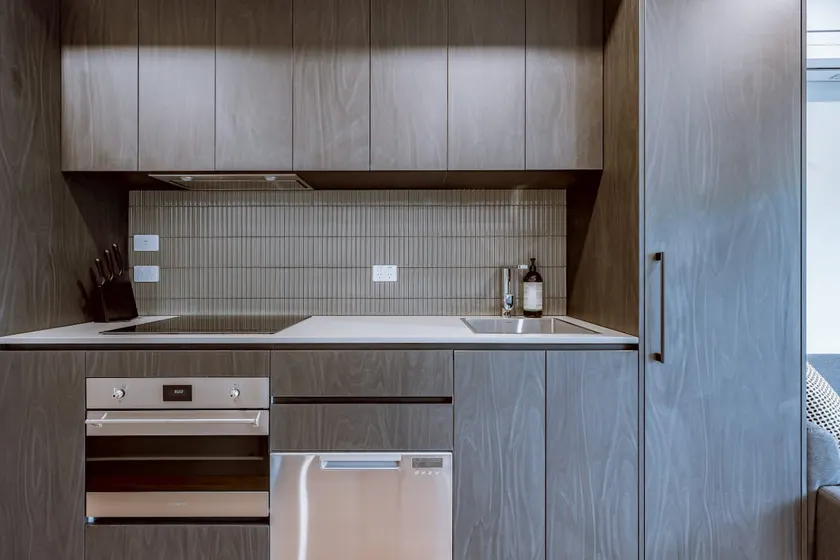 Modern apt in heart of the city - Image 1