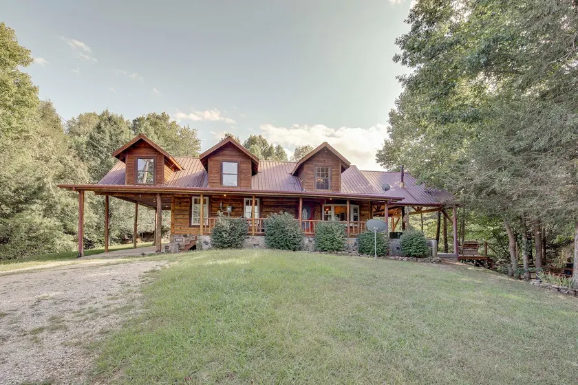 Peaceful Whitley City Cabin on 10 Wooded Acres! - Image 1
