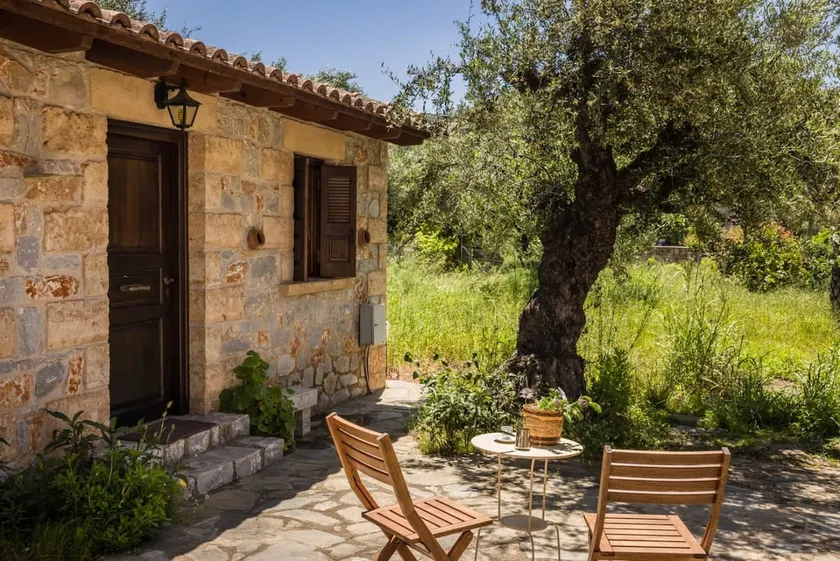 Eleonas Houses  - Olivia Garden Gem - Image 1
