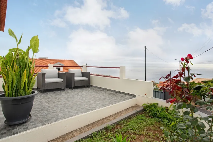 Simão House - Image 1