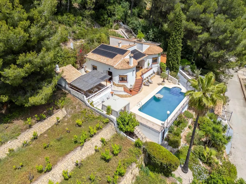 Villa Vista in Alcalali with swimmingpool and view - Image 1