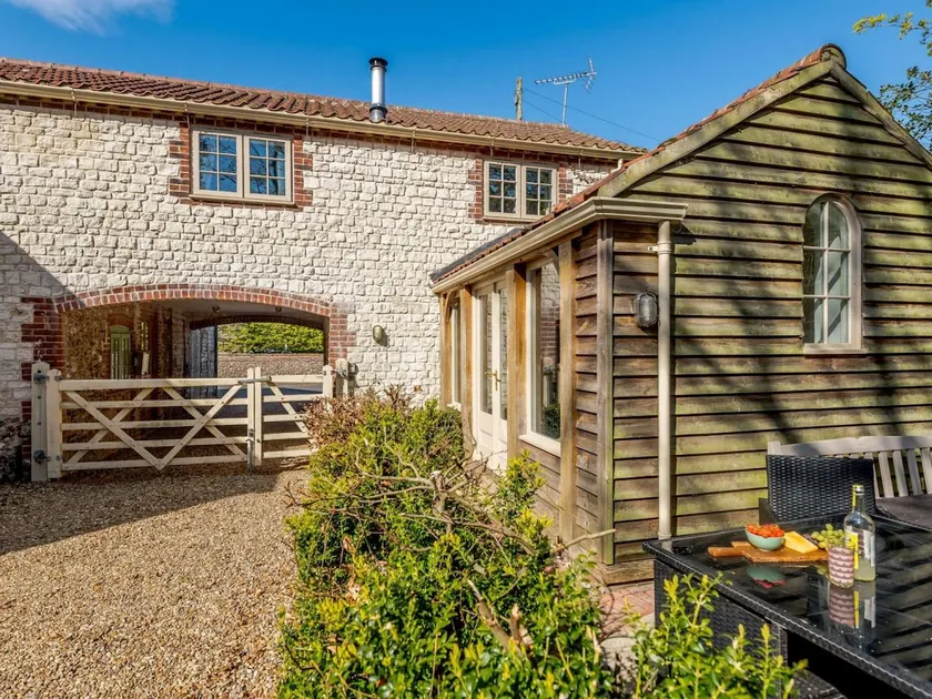 3 Bed in Thornham oc-m28084 - Image 1