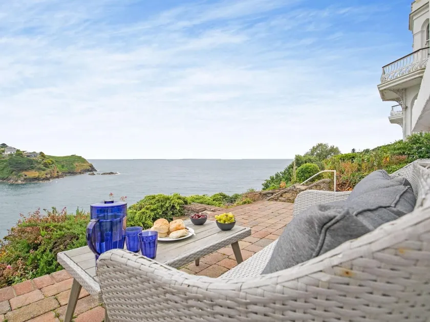 4 Bed in Fowey oc-82152 - Image 1