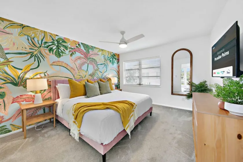 Paradise Palms - Chic Prime Spot w Pool - Image 1