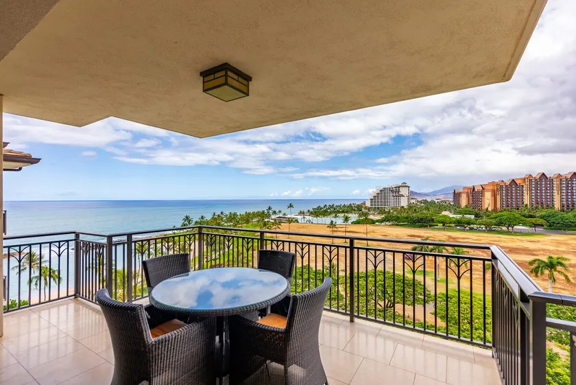 Hale Papakea Ko Olina Beachfront Villa w/ Views - Image 1
