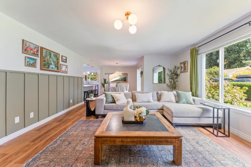 Serene Hidden Abode 1Level 1310SQFT 2Br2Ba CTYD - Image 1