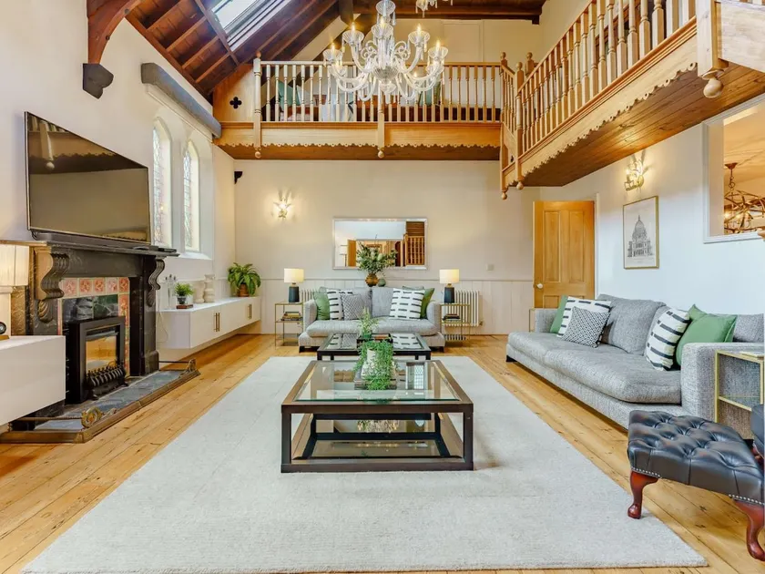 4 Bed in Ventnor oc-87435 - Image 1