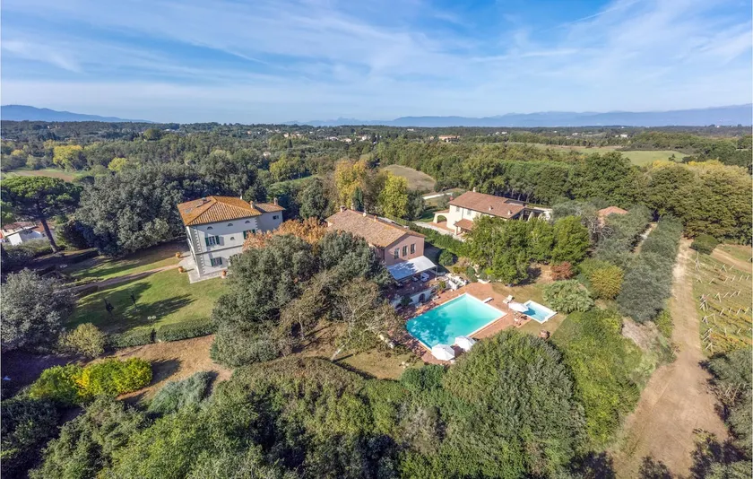 Amazing Home in Fucecchio With 3 Bedrooms, Wifi and Outdoor Swimming Pool - Image 1