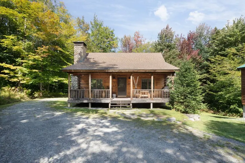 The Stratton Cabin | Close to Stratton & Mt Snow! - Image 1