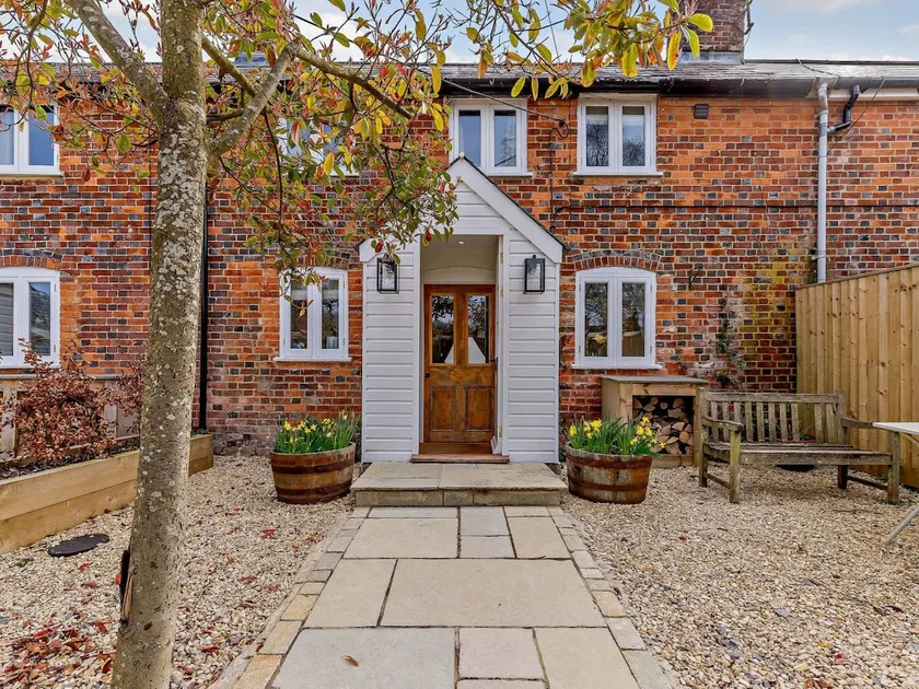 1 Bed in Marlborough oc-65123 - Image 1
