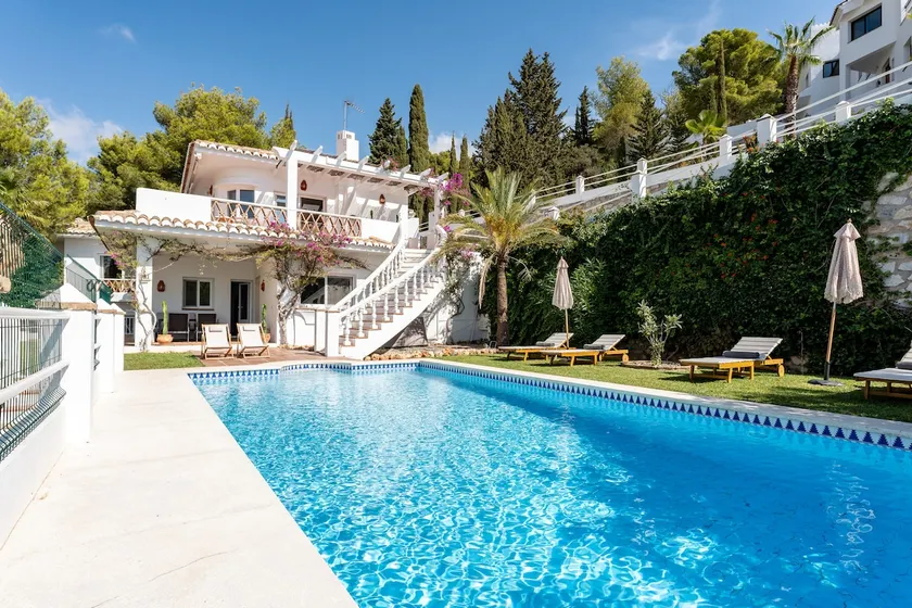 Villa \"Casa Rocas\" avec vue sur les montagnes, piscine privée et Wi-Fi - Image 1