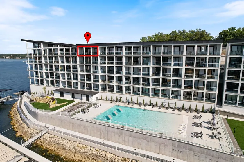 Brand New Complex, Central Location, Amazing Views - Image 1
