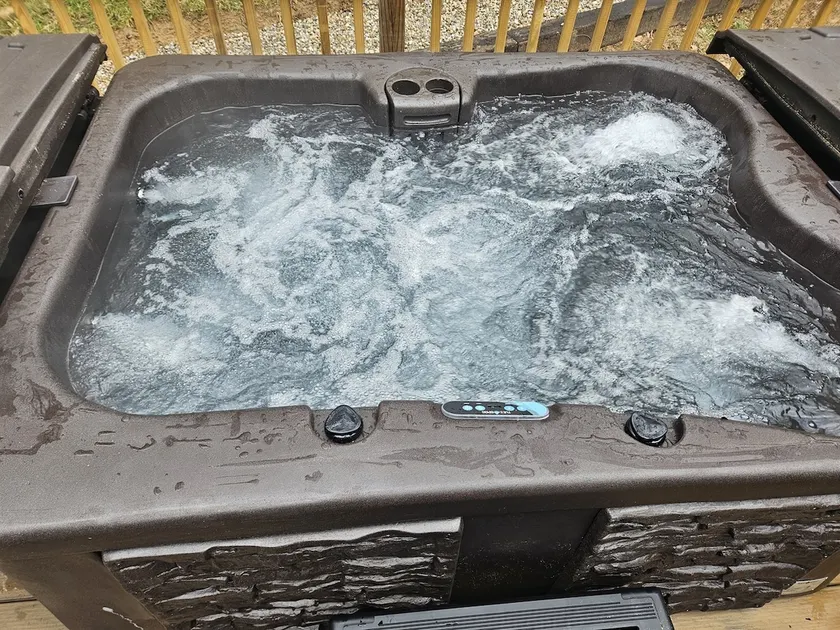 Grey Pines · Barn Wood · Hot Tub · No Pet Fees - Image 1