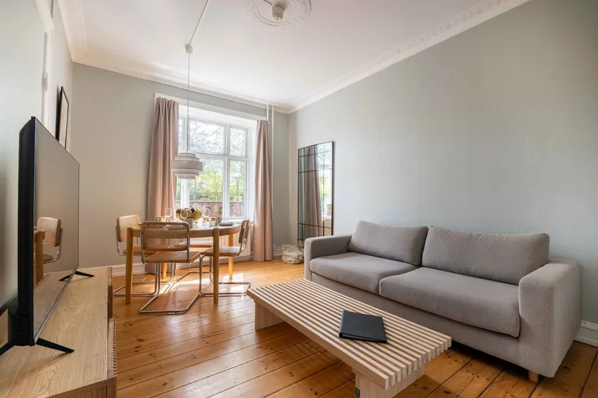 Cosy 3 Bedroom Apartment for Five - Image 1