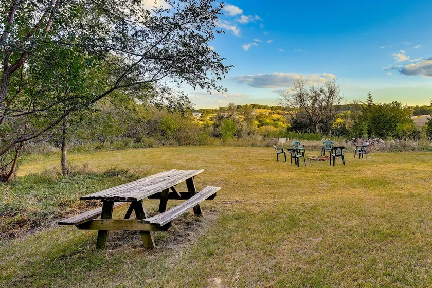 Fort Calhoun Home w/ Screened Porch + Playground! - Image 1