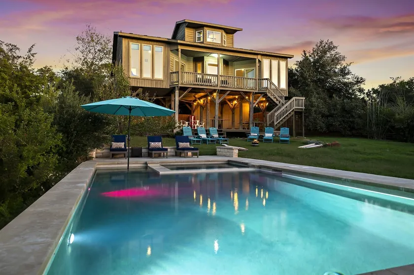 Best Sunset in TX ~Luxury Getaway~ Heated Jacuzzi - Image 1