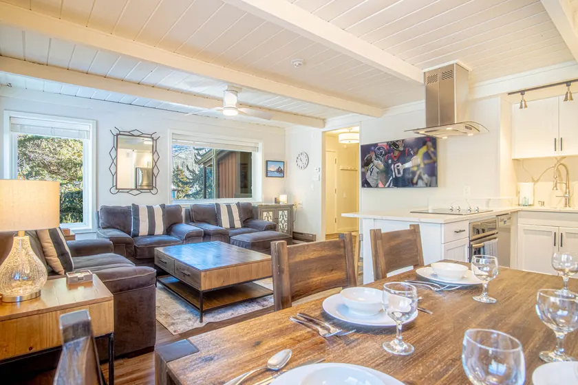 Atelier Allure - 2BD Mountain View + FREE Resort Amenities - Image 1