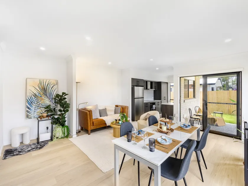 3BR home with cozy interior design - Image 1