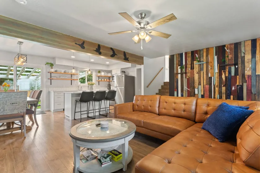 Centrally located home in CdA - Image 1