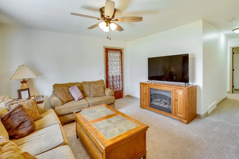 Vacation Rental Near South Dakota State University - Image 1