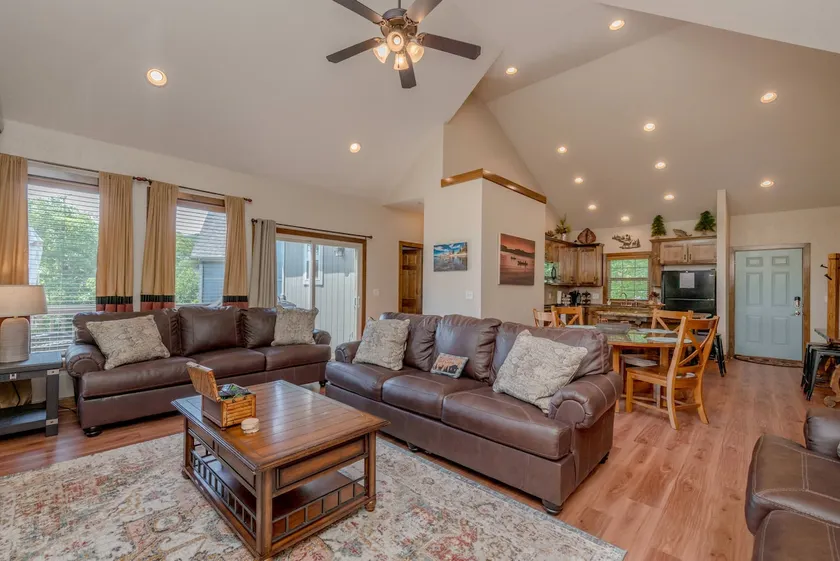 Hickory Hideaway - Communal Pool Access - Image 1