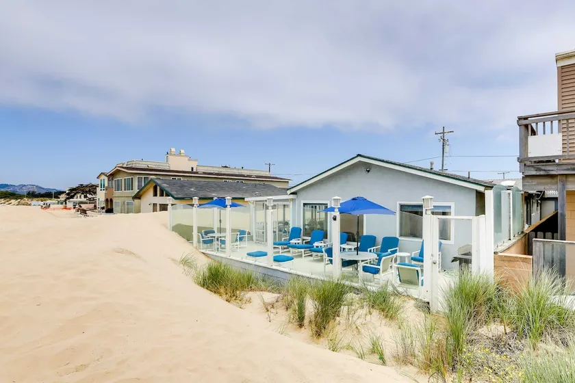 Between the Dunes: Breezy Beachfront Oceano Home! - Image 1