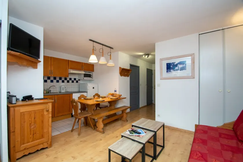 Balnearia – Apartment with shared pool - Image 1
