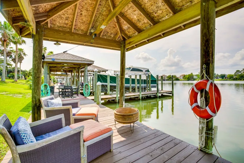 Waterfront Home 30 Mi to New Orleans w/ Boat Dock - Image 1