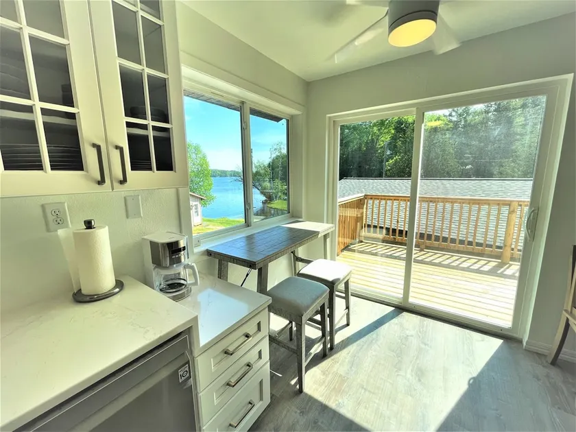 The Eagles Nest, Lakeside Fresh Renovation! - Image 1