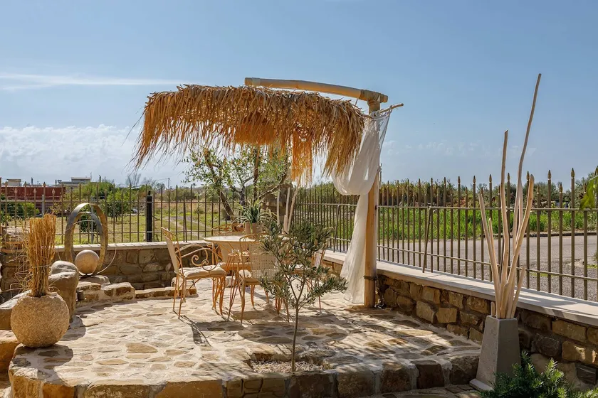 Lithos Messolongi Paradise - A Luxurious Retreat - Image 1