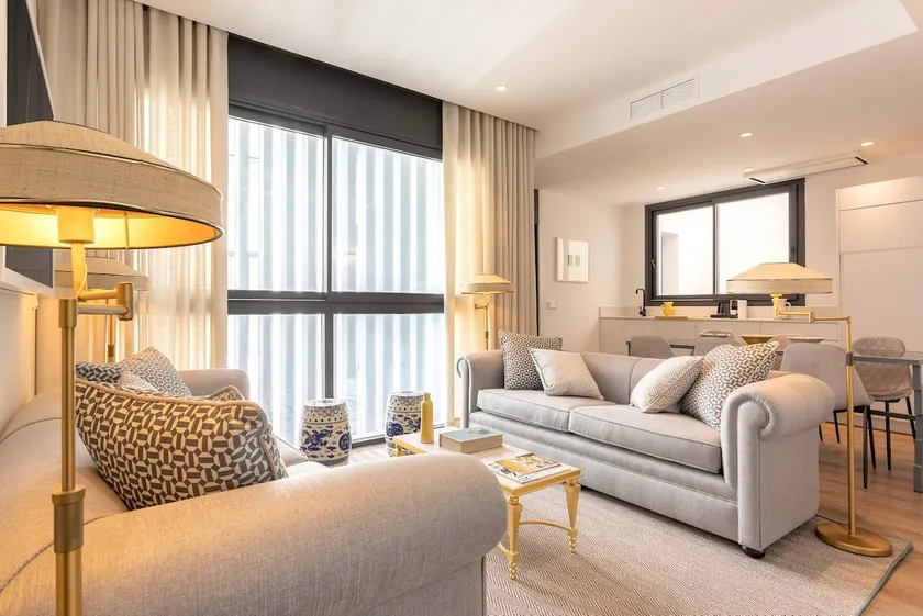 Exclusive apartment near Torre del Oro. Betis XIII - Image 1