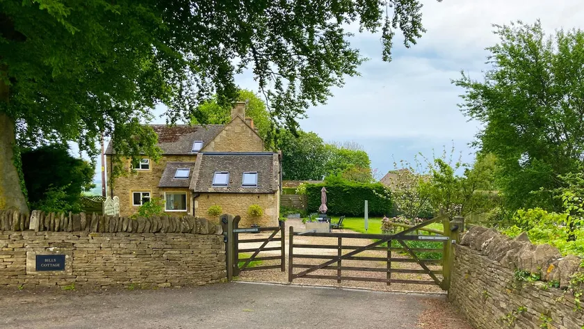 Bill's Cottage - Image 1