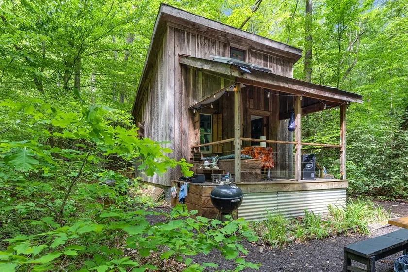 Beech Timber- 30 Acre Secluded Glamping In Rrg - Image 1