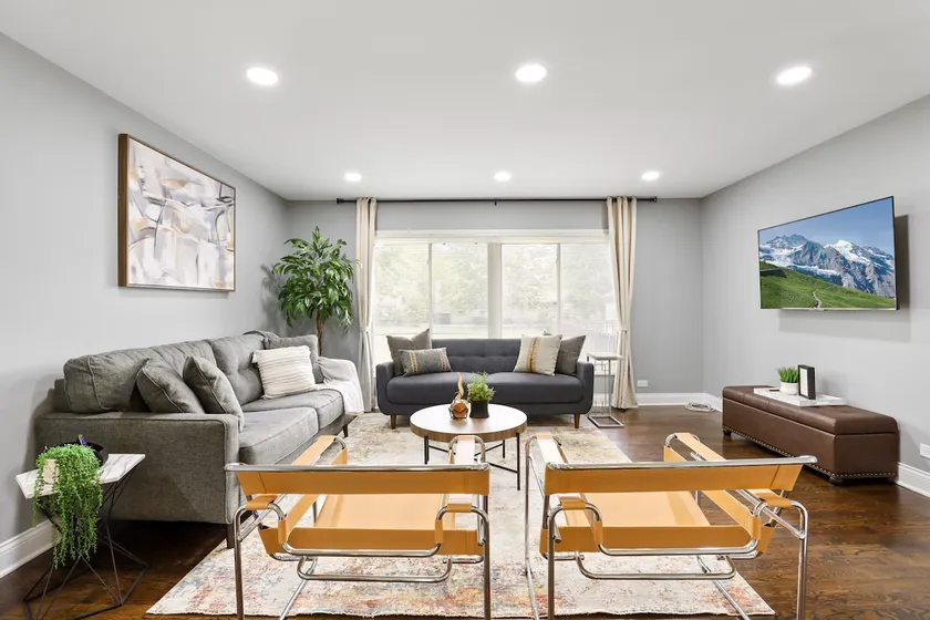 3BR w/ Large Yard + Near Mall | LCP Collection - Image 1