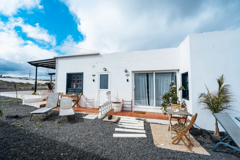 Canazei Studio Apartment - Image 1