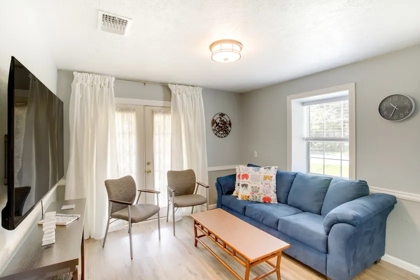 Cozy Shenandoah Home < 2 Mi to The Woodlands Mall! - Image 1