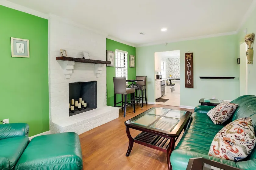 Vibrant North Charleston Duplex Near Airport! - Image 1