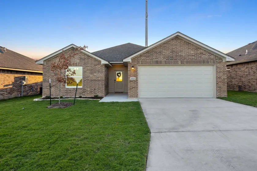 Alpha House | Sleeps 8 in Medical District - Image 1
