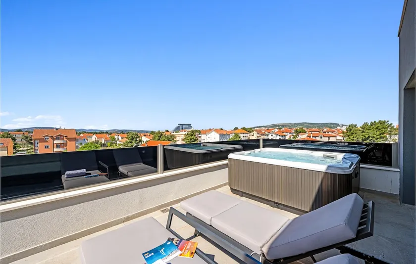 Superbe appartement de 3 chambres à. - Image 1