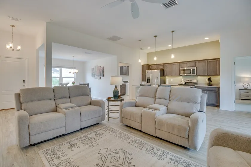 Pool Access: Sleek Home in The Villages w/ Lanai - Image 1