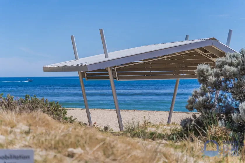Summer Breeze at Avalon Beach - Image 1