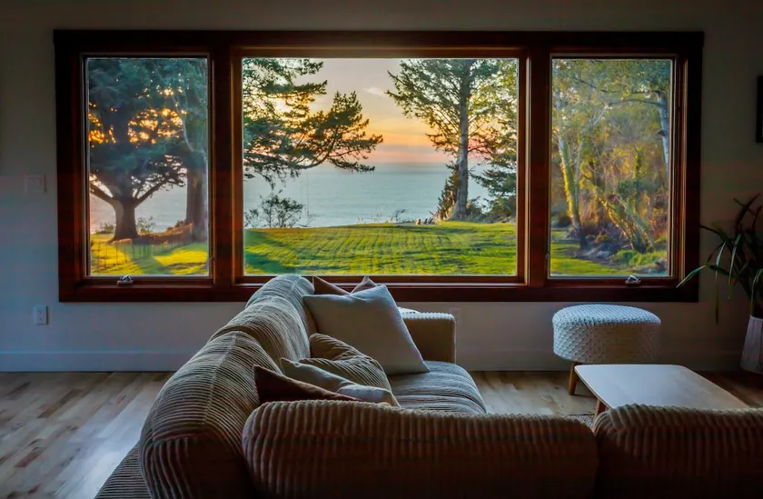 Private Coastal Home with hot tub and ocean views! - Image 1