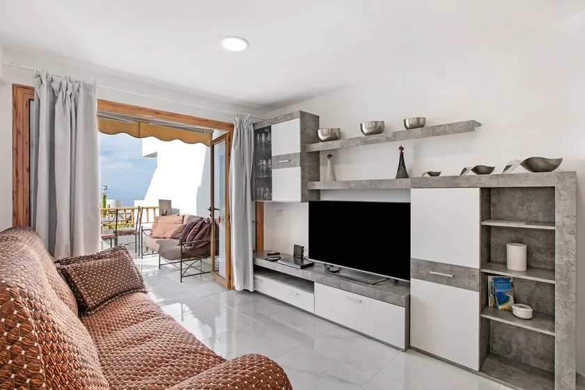 Appartement avec terrasse, piscine chauffée et internet haut débit | Vue mer - Image 1