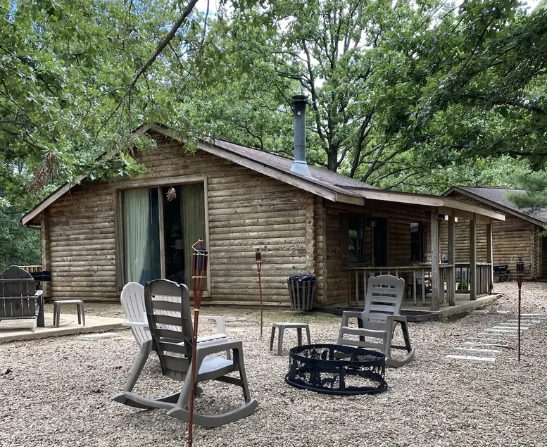 Cabin w/ high speed internet near lake Wappapello - Image 1