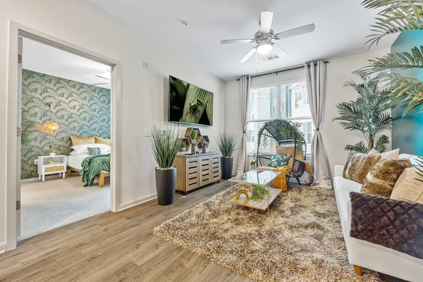Jungle on the Square – Luxe 1BR w/ Pool & Rooftop - Image 1