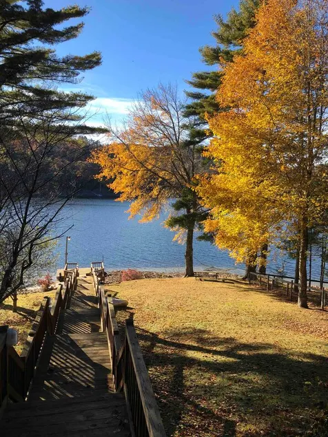 Mountain Lake House at Rocky Point - Image 1