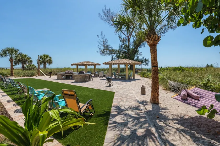 Jetties Pointe Cottage # 2 - 408 - Image 1