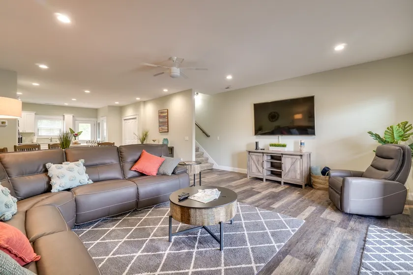Chic Spring City Townhome on Watts Bar Lake! - Image 1
